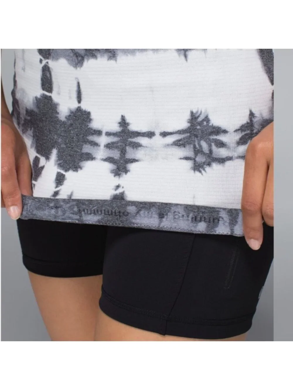 Lululemon Run: Swiftly Tech Short Sleeve Scoop *Tie Dye Heathered Black